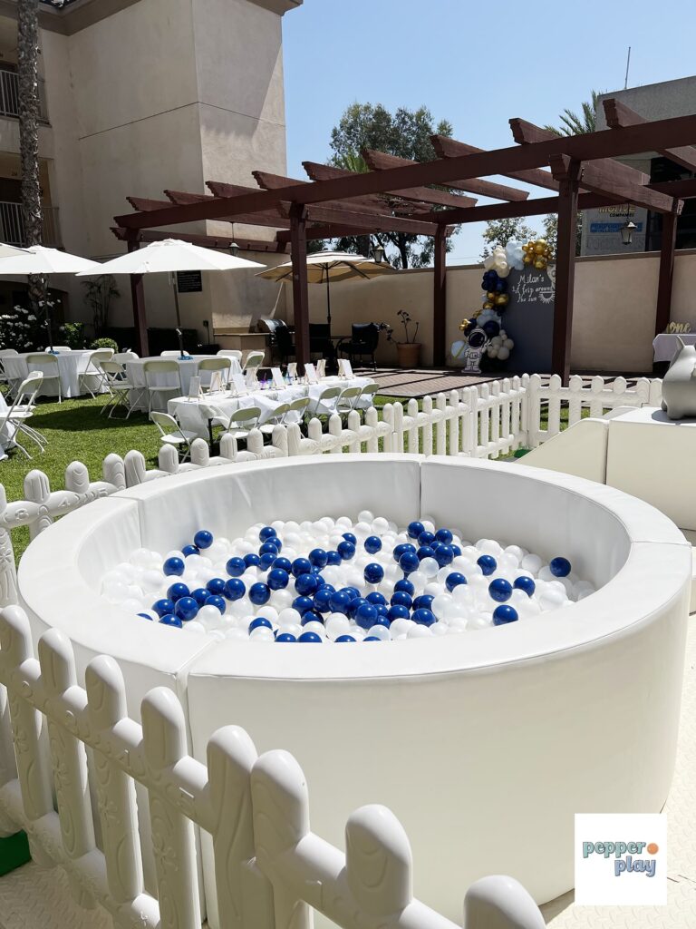 Circular Ball Pit in Blue