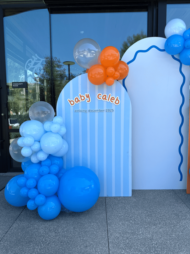 Front view of Balloons